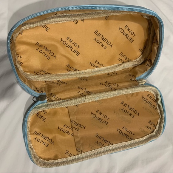 Blue Pochacco Pencil Case/ Cosmetic Bag - Picture 5 of 12